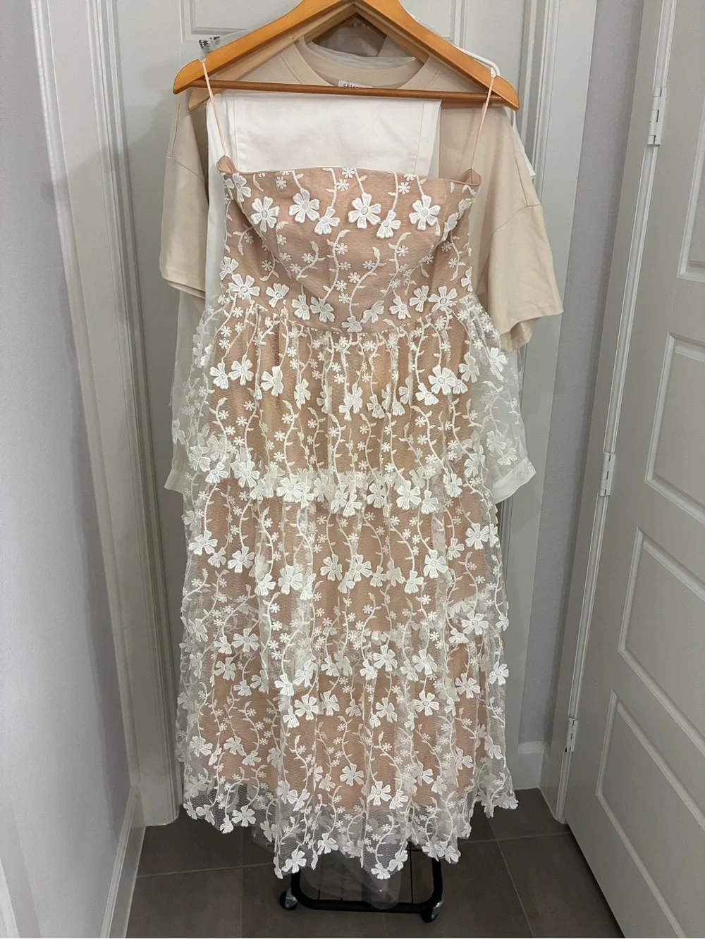 Endless Rose Nude and White Strapless Floral Lace Midi Dress - Picture 4 of 8